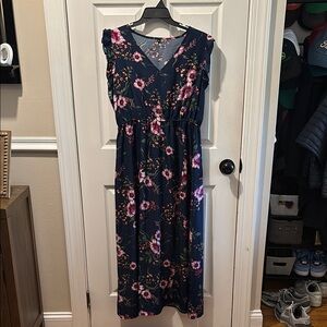 Women’s floral maxi dress
